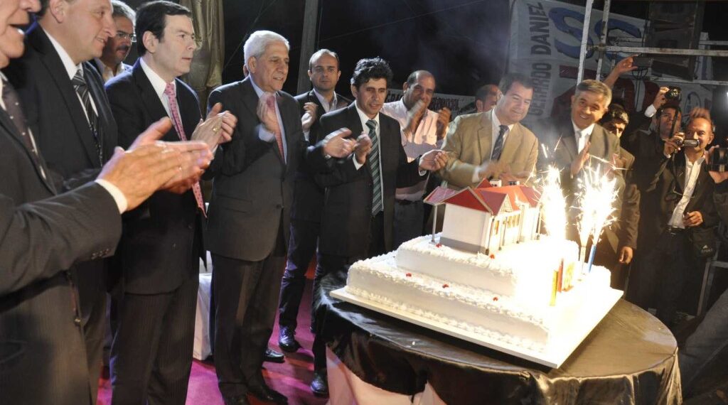 Los Telares celebró su 83° aniversario de vida institucional con una gran fiesta