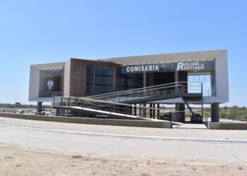 Policias le salvaron la vida a un niño de 2 años que no respiraba