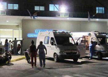 Brutal: acuchillaron en el corazón a una adolescente para robarle el celular y falleció en el Regional