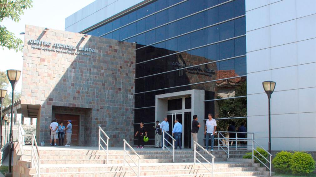 Cuatro policías detenidos por la fuga de un preso en Año Nuevo
