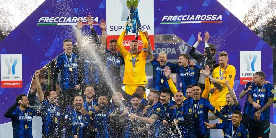 Inter derrotó agónicamente a Juventus y se consagró campeón de la Supercopa de Italia