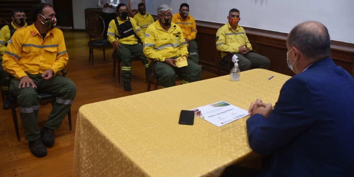 RECONOCIMIENTO A BOMBEROS DE LA BRIGADA DE SANTIAGO DEL ESTERO