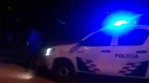 Un cabo de la Policía recibió una golpiza al intervenir en un hecho de violencia de género
