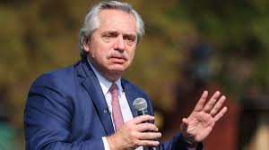 El Presidente aislado en Olivos después de que una moza de la quinta diera positivo de Covid