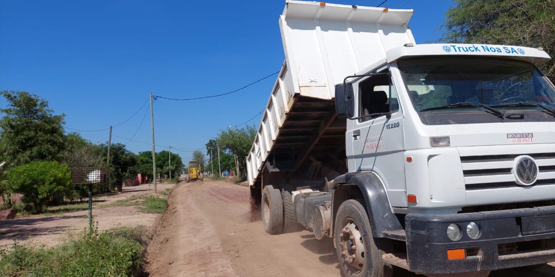 La Municipalidad de Los Telares concreta obras de mejoramiento de calles