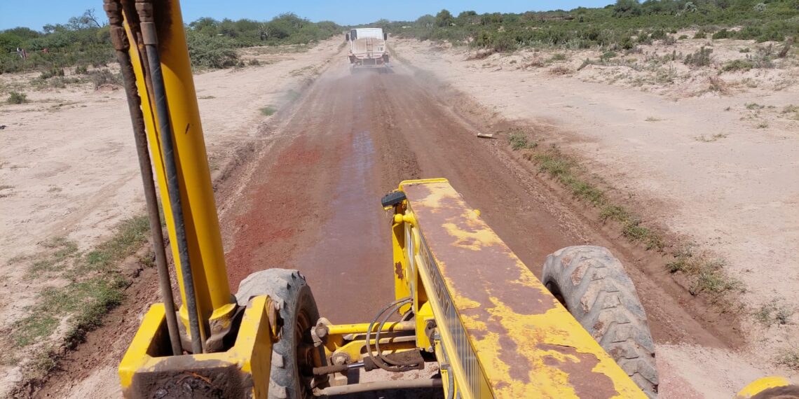 Municipalidad de Telares trabaja en reparación de caminos