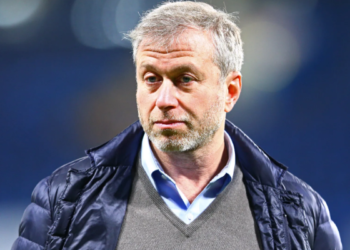 Sospechan que Roman Abramovich fue envenenado por buscar la paz entre Rusia y Ucrania