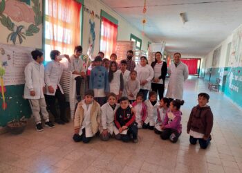 El Intendente de Los Telares entrego mobiliario para la Escuela 734 Cerrillos