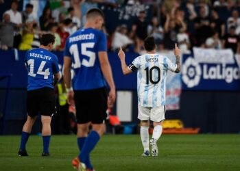 Argentina goleó y Messi se lució con 5 goles
