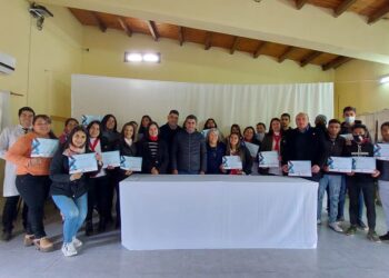 La Municipalidad de Los Telares entrego certificados de cursos dictados por profesionales de la Unse