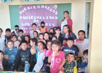 La Municipalidad de Los Telares celebro el día del niño en la escuela de Malota