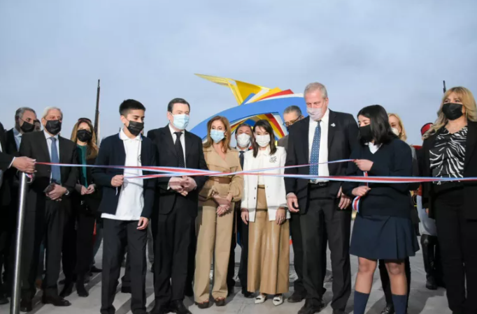 Zamora y Perczyk inauguraron el moderno edificio del Colegio Secundario del Tercer Milenio
