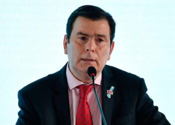 El gobernador Zamora repudió el atentado contra Cristina Kirchner