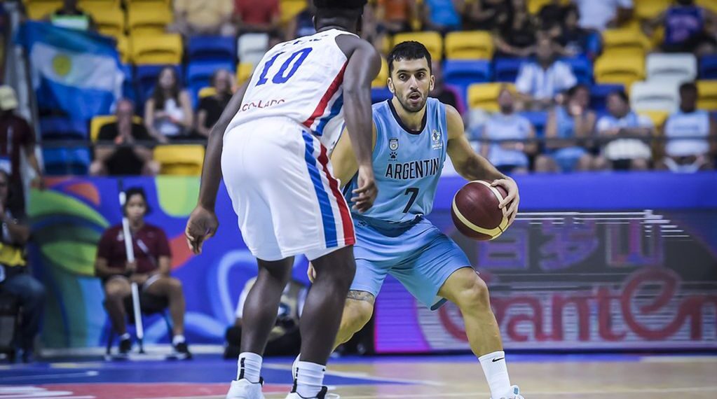 Argentina se impuso en un juego difícil ante República Dominicana