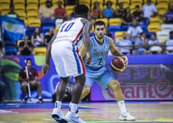 Argentina se impuso en un juego difícil ante República Dominicana