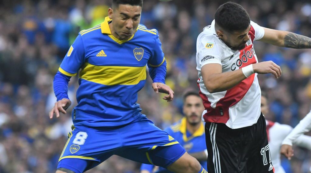 Boca le ganó a River con gol de Benedetto y se puso a dos puntos de la cima
