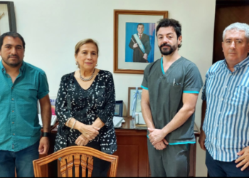 Comisión de Villa Salavina gestiono en el ministerio de salud proyecto de infraestructura y equipamientos