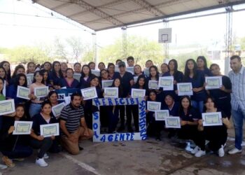 Villa Salavina: más de 80 jóvenes recibieron la capacitación en agente sanitario, paramédico y auxiliar en preceptor