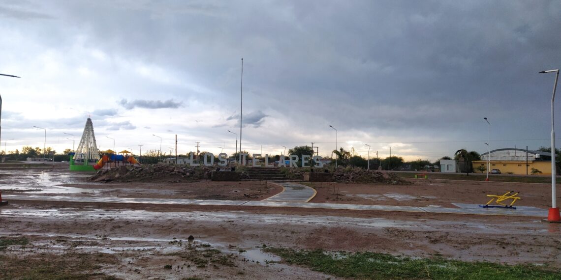 Tormenta sorprendió a Los Telares, Localidades y parajes del Dpto Salavina alrededor de las 04:00 de la madrugada