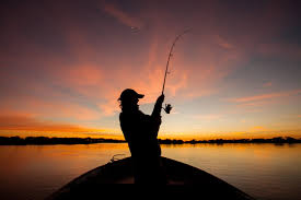 Desde este martes regirá la veda total de pesca en la provincia