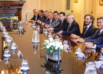 Tras el fallo de la Corte a favor de CABA, Alberto Fernández se reúne con los gobernadores