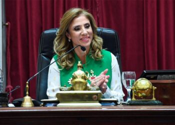 La senadora Claudia de Zamora fue ratificada por unanimidad como Presidenta Provisional del Senado de la Nación