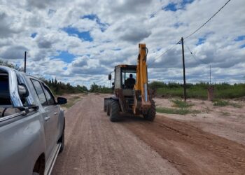La Municipalidad de Los Telares trabaja en el arreglo de calles y caminos
