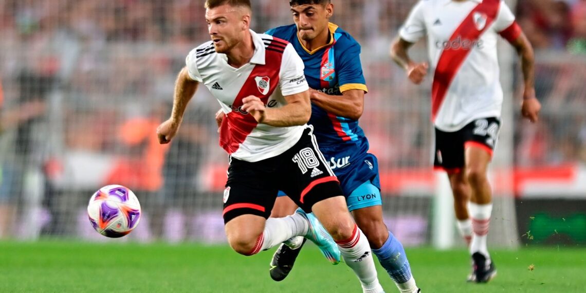 River no pudo con Arsenal y sufrió una sorpresiva derrota en el Monumental