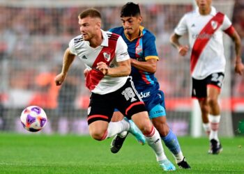 River no pudo con Arsenal y sufrió una sorpresiva derrota en el Monumental