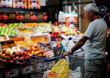 Este jueves, el INDEC difunde un nuevo índice de pobreza: especialistas estiman que rondará el 40%