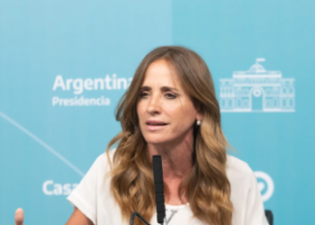 La ministra de Desarrollo Social de la Nación arribará en horas de la mañana y completará una nutrida agenda en el departamento Jiménez, la Capital santiagueña y la ciudad de La Banda.