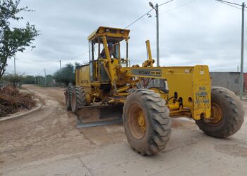La Municipalidad de Los Telares continua trabajos de reacondicionamiento de calles.