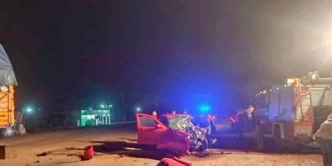 Ruta 34: un hombre perdió la vida en el acto tras un violento accidente entre un auto y un camión