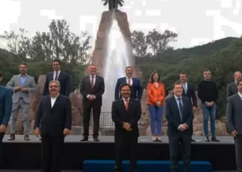 Los gobernadores del Norte Grande piden una fórmula presidencial de síntesis