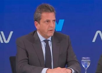 Sergio Massa: «Me quedo hasta el 10 de diciembre, nunca suelto el timón en medio de una tormenta»