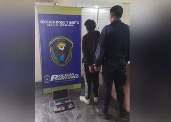 Policía recuperó una netbook y detuvieron al presunto ladrón