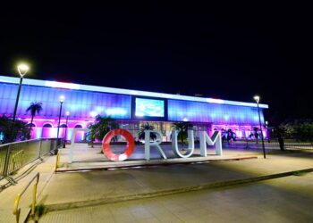 Este domingo 1 de octubre, a partir de las 21 horas, el Centro de Convenciones Fórum se convertirá en el epicentro político del país al recibir el esperado Debate Presidencial.