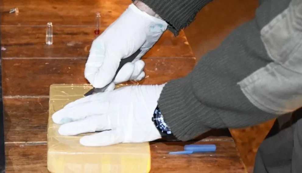 Descubrieron 23 kilos de cocaína en Ojo de Agua y Monte Quemado