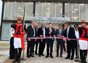 El gobernador Zamora dejó inaugurado el moderno edificio de la Policía Científica