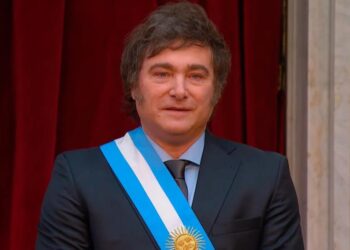 Javier Milei convocó de urgencia a los gobernadores busca apoyo tras por el ajuste
