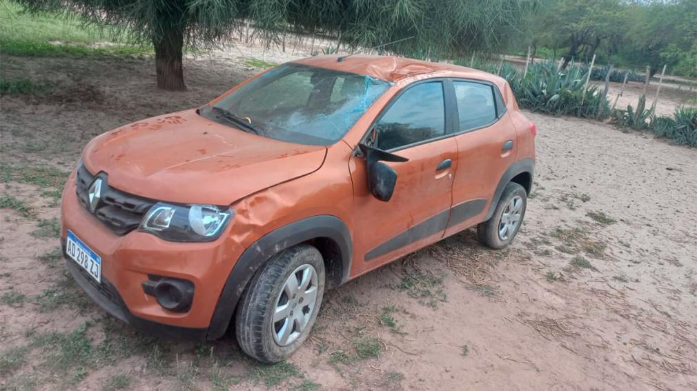 Un conductor de un automóvil se durmió al volante y terminó volcando en Ruta 92