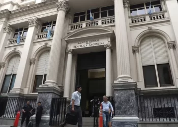 El Banco Central aprobó la emisión de billetes de $10.000 y $20.000