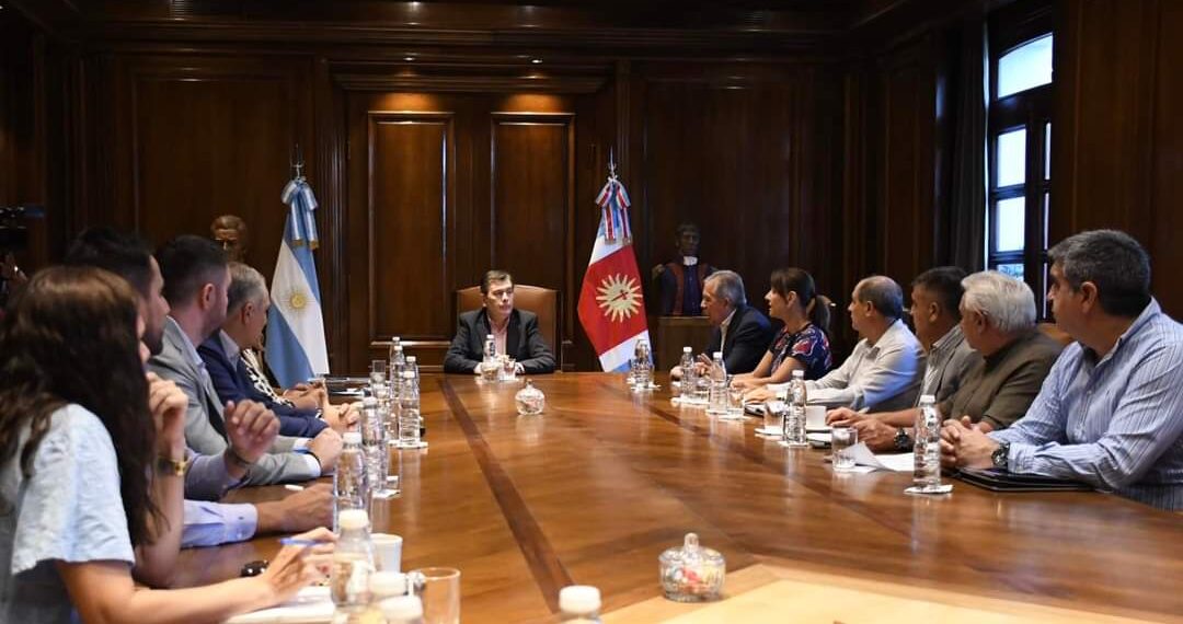 Zamora encabezó una reunión con todo el gabinete provincial