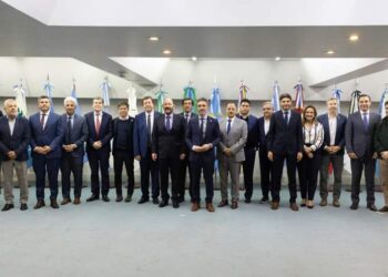 Zamora participó de la conferencia del CFI y abordaron distintos temas