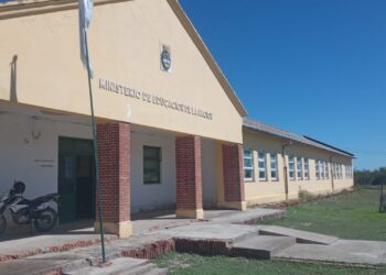 La Dirección General de Arquitectura de la provincia visitó la Escuela N° 734 Cerrillos Dpto. Salavina
