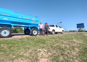 El Gobierno de la Provincia a provisto de un acoplado tanque a la Comuna de Villa Salavina
