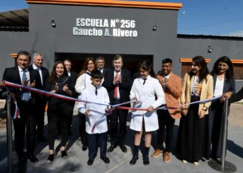 El Gobernador Gerardo Zamora inauguró importantes obras en el Dpto. Figueroa