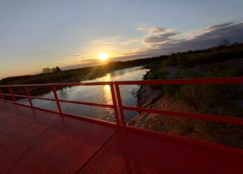 Gran conmoción en el Pje. Chinuna: Dos personas desaparecieron en el cause del río Saladillo Dpto. Salavina