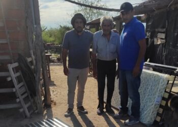 Asistencia para familias afectadas por el temporal en Villa Salavina