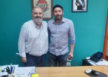 Chilca Juliana: Importante reunion entre el Comisionado y el Secretario de Obras Públicas